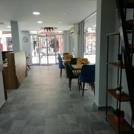Hotel Grand Ece 3*