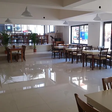 Hotel Grand Ece